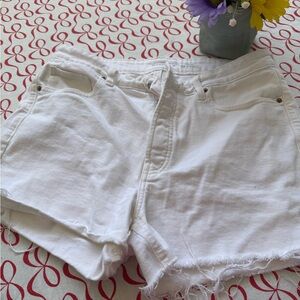Old Navy White Frayed Hem Jean Shorts